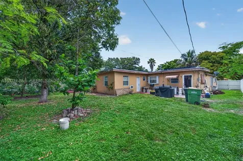 761 NE 139th Street North Miami FL 33161