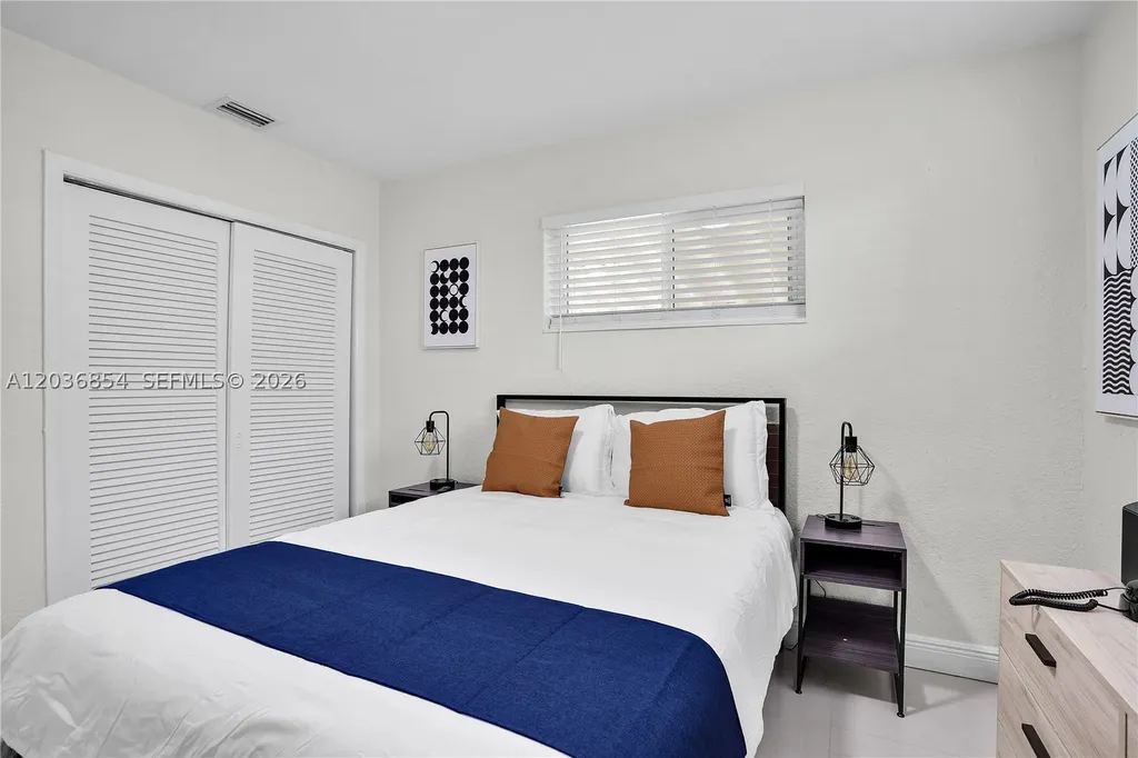 6452 Custer Street Hollywood FL 33024