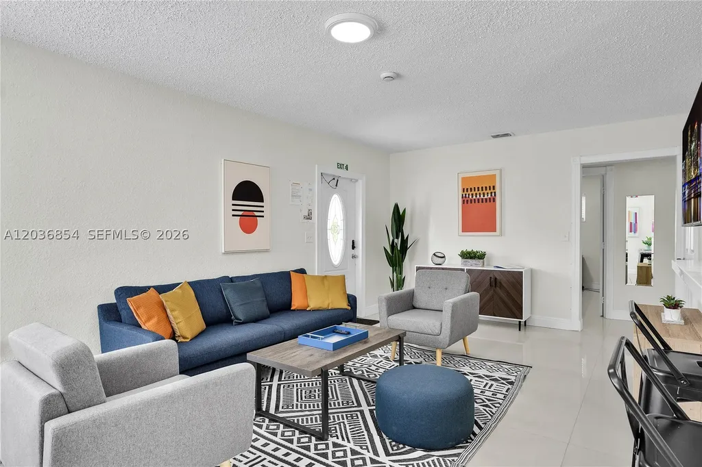 6452 Custer Street Hollywood FL 33024