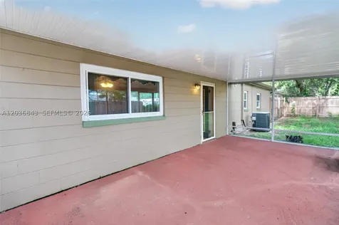 1944 SW 48th Avenue Gainesville FL 32609