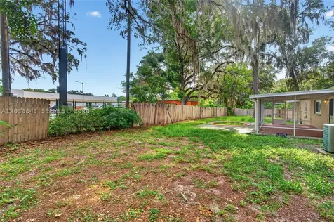 1944 SW 48th Avenue Gainesville FL 32609