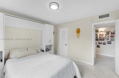 2903 Point East Drive Aventura FL 33160