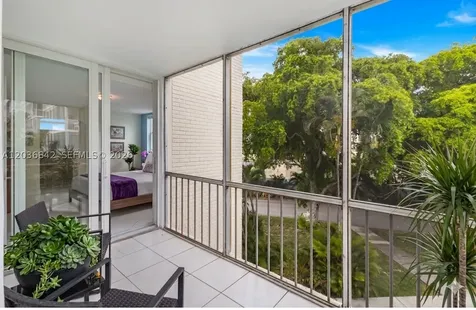 2903 Point East Drive Aventura FL 33160