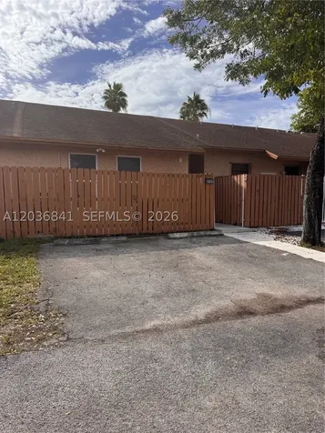 Hialeah FL 33015