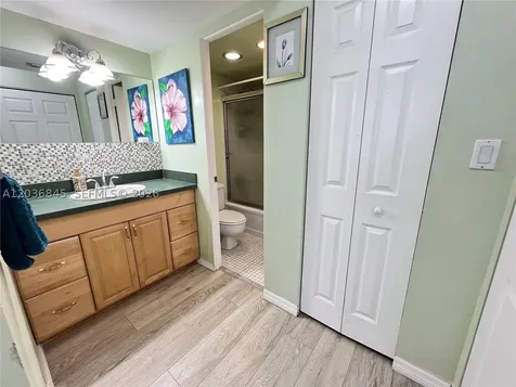 1400 Saint Charles Place Pembroke Pines FL 33026