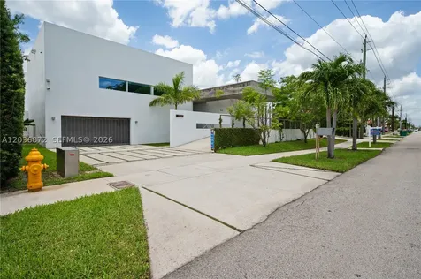 2360 SW 139th Avenue Miami FL 33175