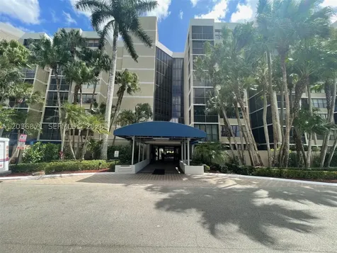 16300 Golf Club Road Weston FL 33326