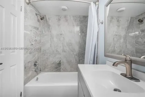 2780 NE 183rd Street Aventura FL 33160