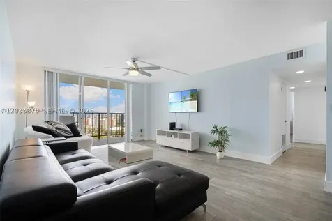 2780 NE 183rd Street Aventura FL 33160