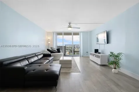 2780 NE 183rd Street Aventura FL 33160