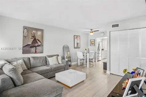 19 Abbey Lane Delray Beach FL 33446
