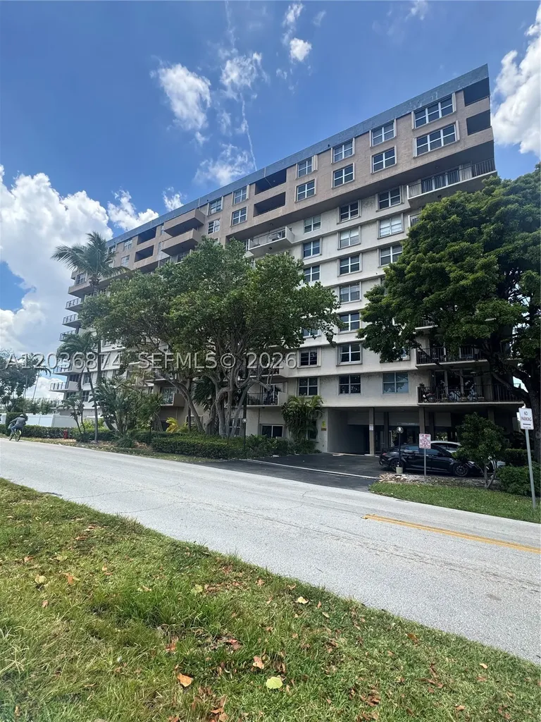 1625 SE 10th Avenue Fort Lauderdale FL 33316