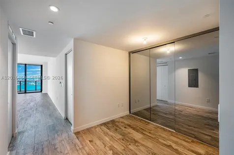 650 NE 32nd Street Miami FL 33137