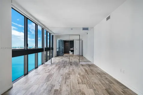 650 NE 32nd Street Miami FL 33137