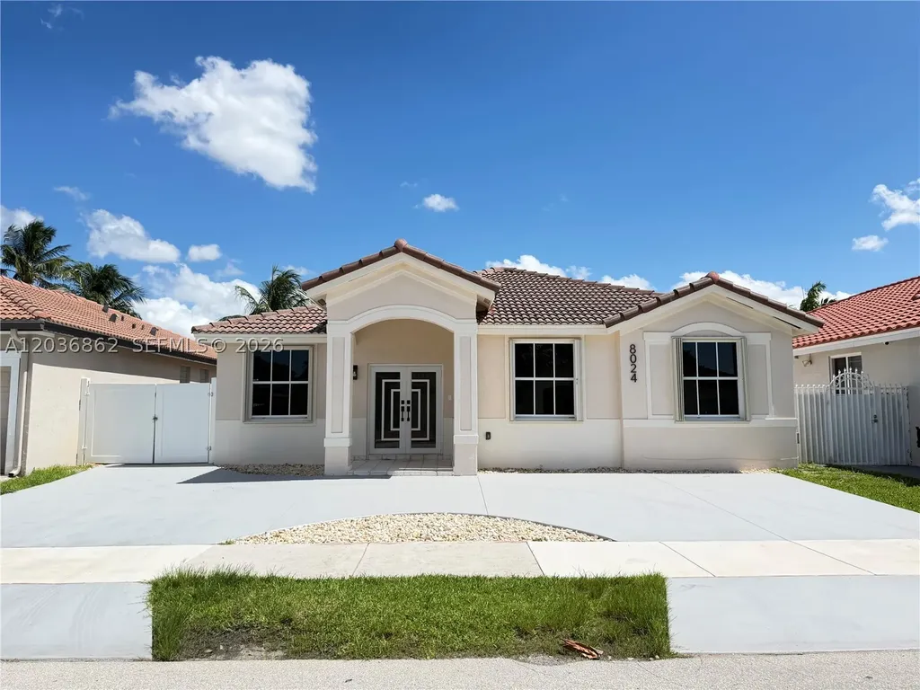 8024 NW 198th Terrace Hialeah FL 33015