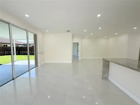 8024 NW 198th Terrace Hialeah FL 33015