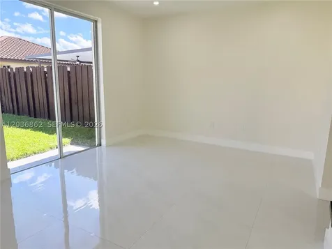 8024 NW 198th Terrace Hialeah FL 33015