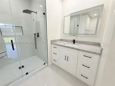 8024 NW 198th Terrace Hialeah FL 33015
