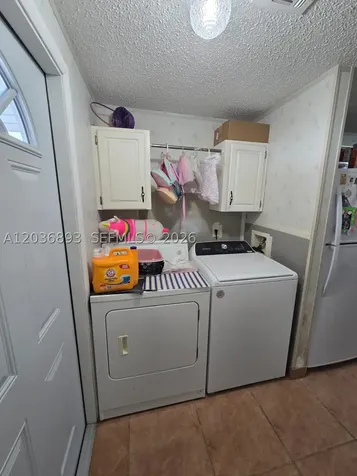 1061 SW 131 Place Miami FL 33184
