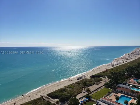 2555 Collins Avenue Miami Beach FL 33140