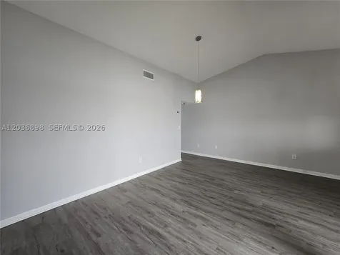 1024 S Independence Drive Homestead FL 33034