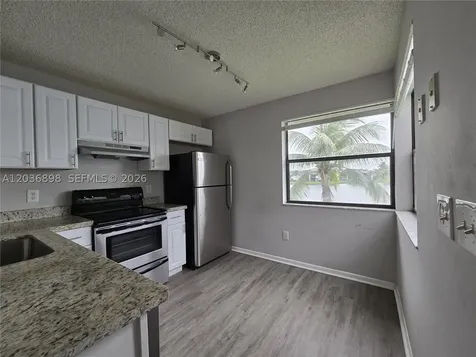 1024 S Independence Drive Homestead FL 33034