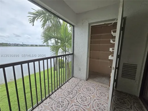 1024 S Independence Drive Homestead FL 33034