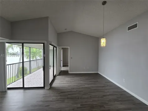1024 S Independence Drive Homestead FL 33034