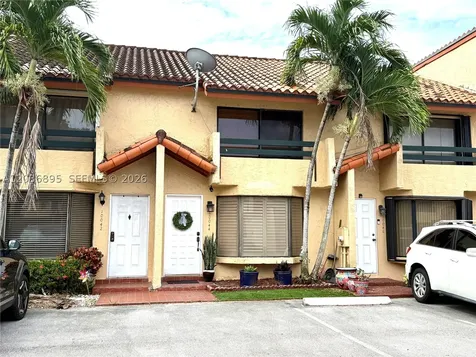 10044 SW 77th Court Miami FL 33156