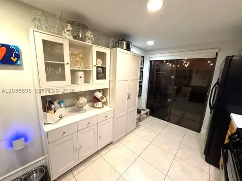 10044 SW 77th Court Miami FL 33156