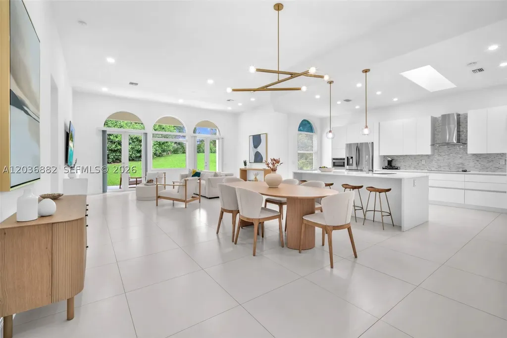 2163 Bay Court Weston FL 33326