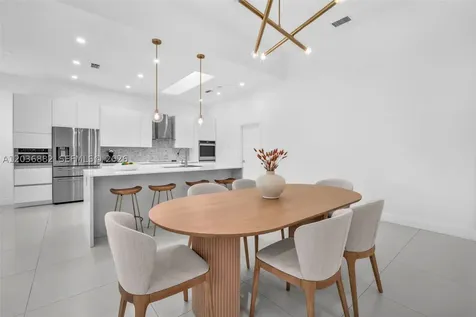 2163 Bay Court Weston FL 33326