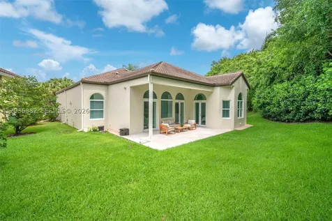 2163 Bay Court Weston FL 33326