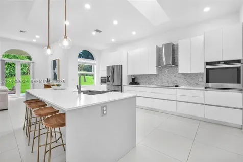 2163 Bay Court Weston FL 33326