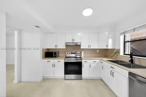 265 SE 10th Street Deerfield Beach FL 33441