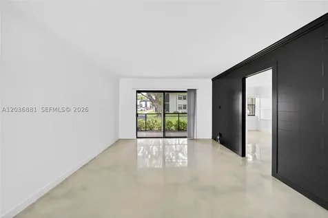 265 SE 10th Street Deerfield Beach FL 33441