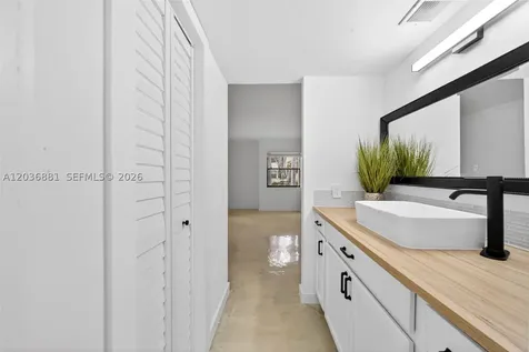 265 SE 10th Street Deerfield Beach FL 33441