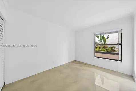 265 SE 10th Street Deerfield Beach FL 33441