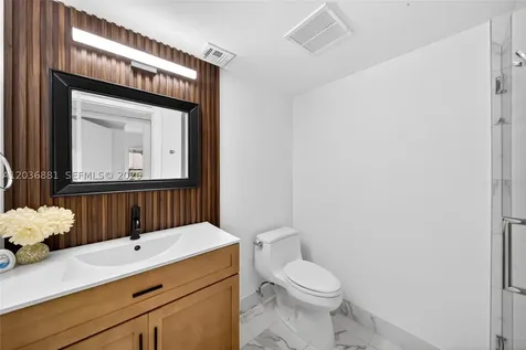 265 SE 10th Street Deerfield Beach FL 33441