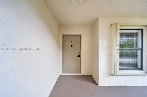 265 SE 10th Street Deerfield Beach FL 33441