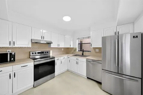 265 SE 10th Street Deerfield Beach FL 33441