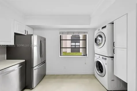 265 SE 10th Street Deerfield Beach FL 33441