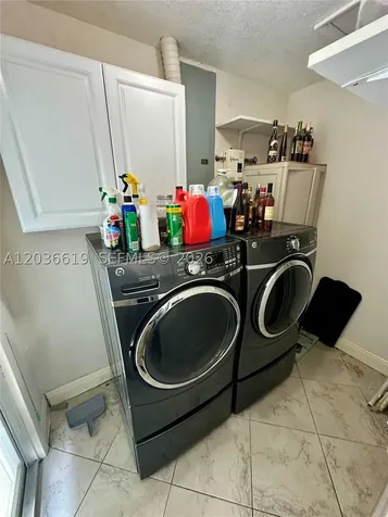 2931 SW 25th Street Miami FL 33133
