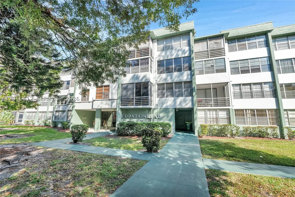 2781 Taft Street Hollywood FL 33020
