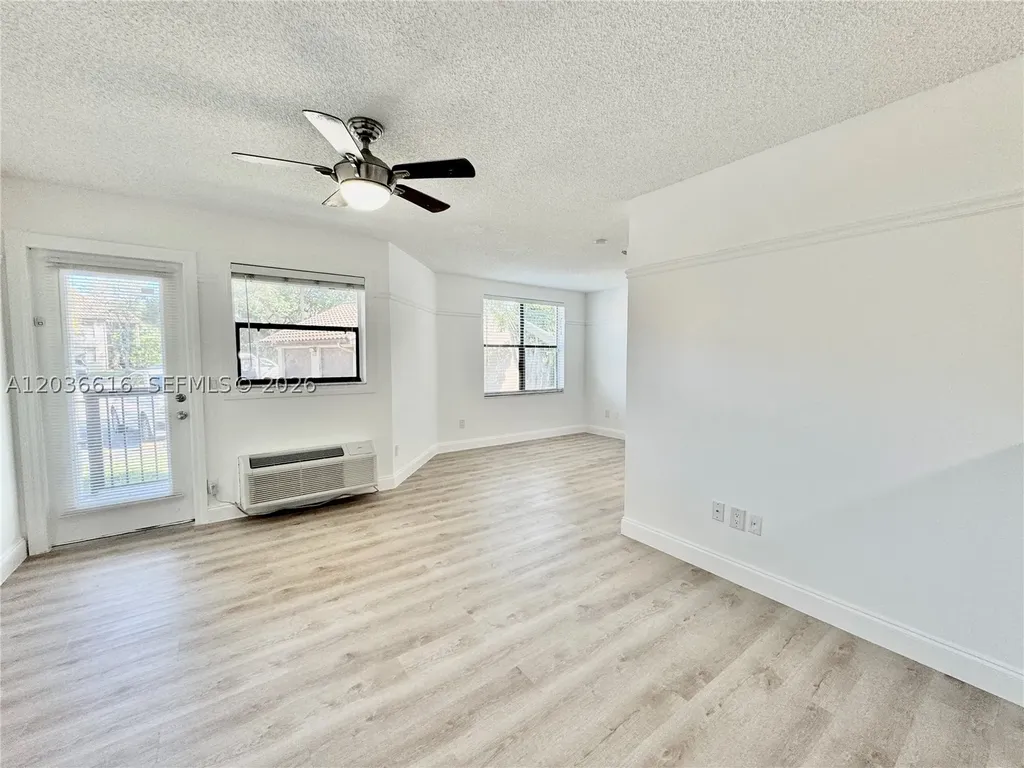 4581 W Mcnab Road Pompano Beach FL 33069