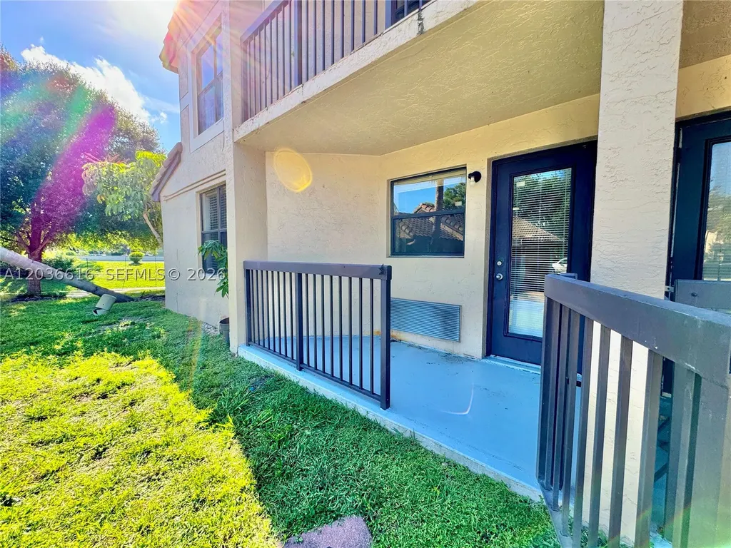 4581 W Mcnab Road Pompano Beach FL 33069