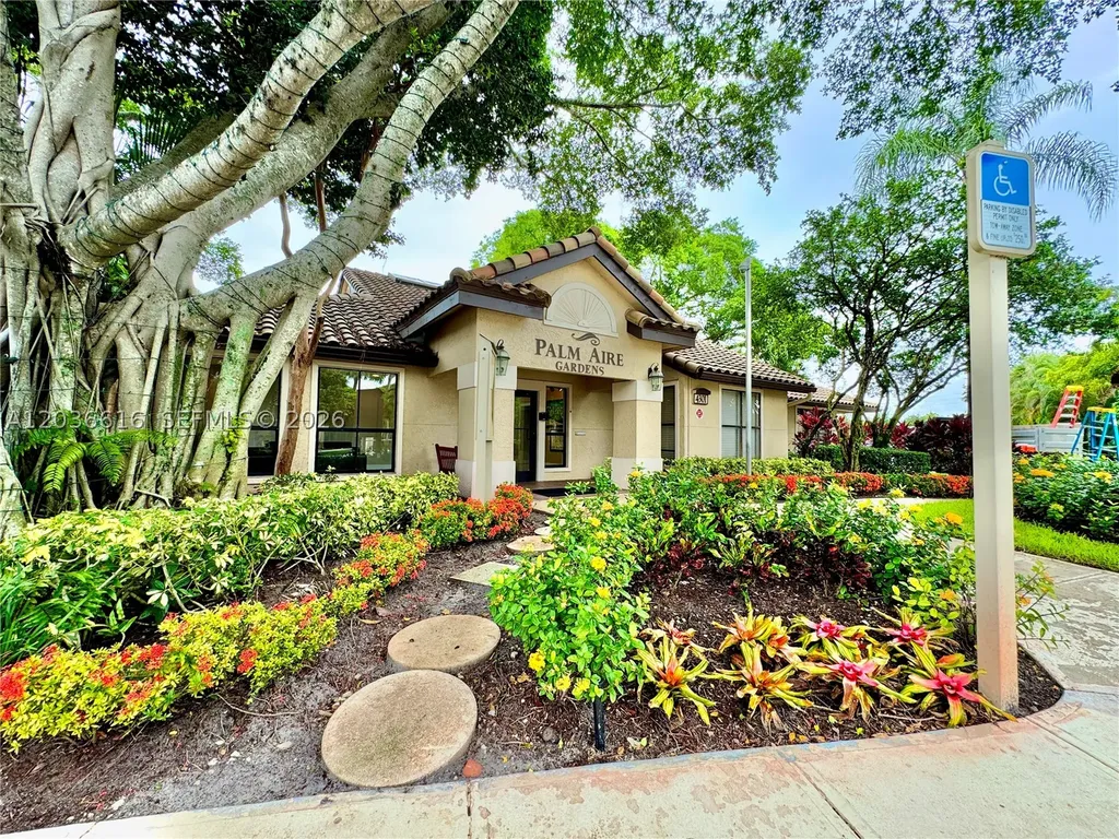 4581 W Mcnab Road Pompano Beach FL 33069