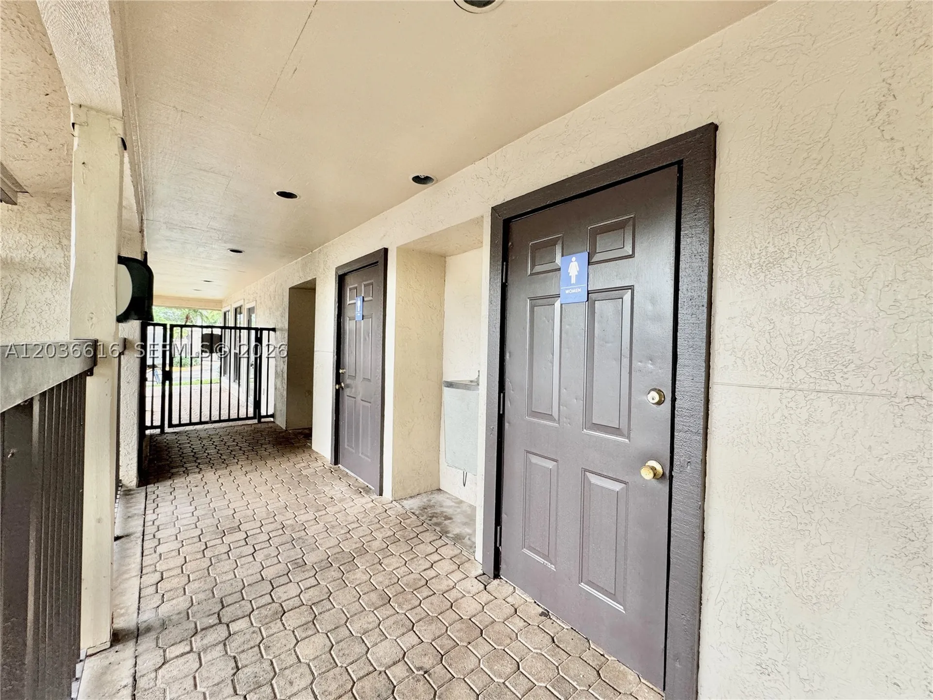 4581 W Mcnab Road Pompano Beach FL 33069
