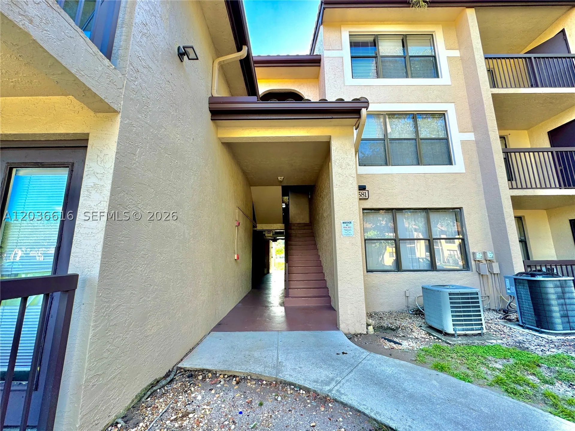 4581 W Mcnab Road Pompano Beach FL 33069