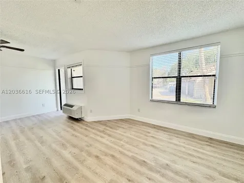 4581 W Mcnab Road Pompano Beach FL 33069